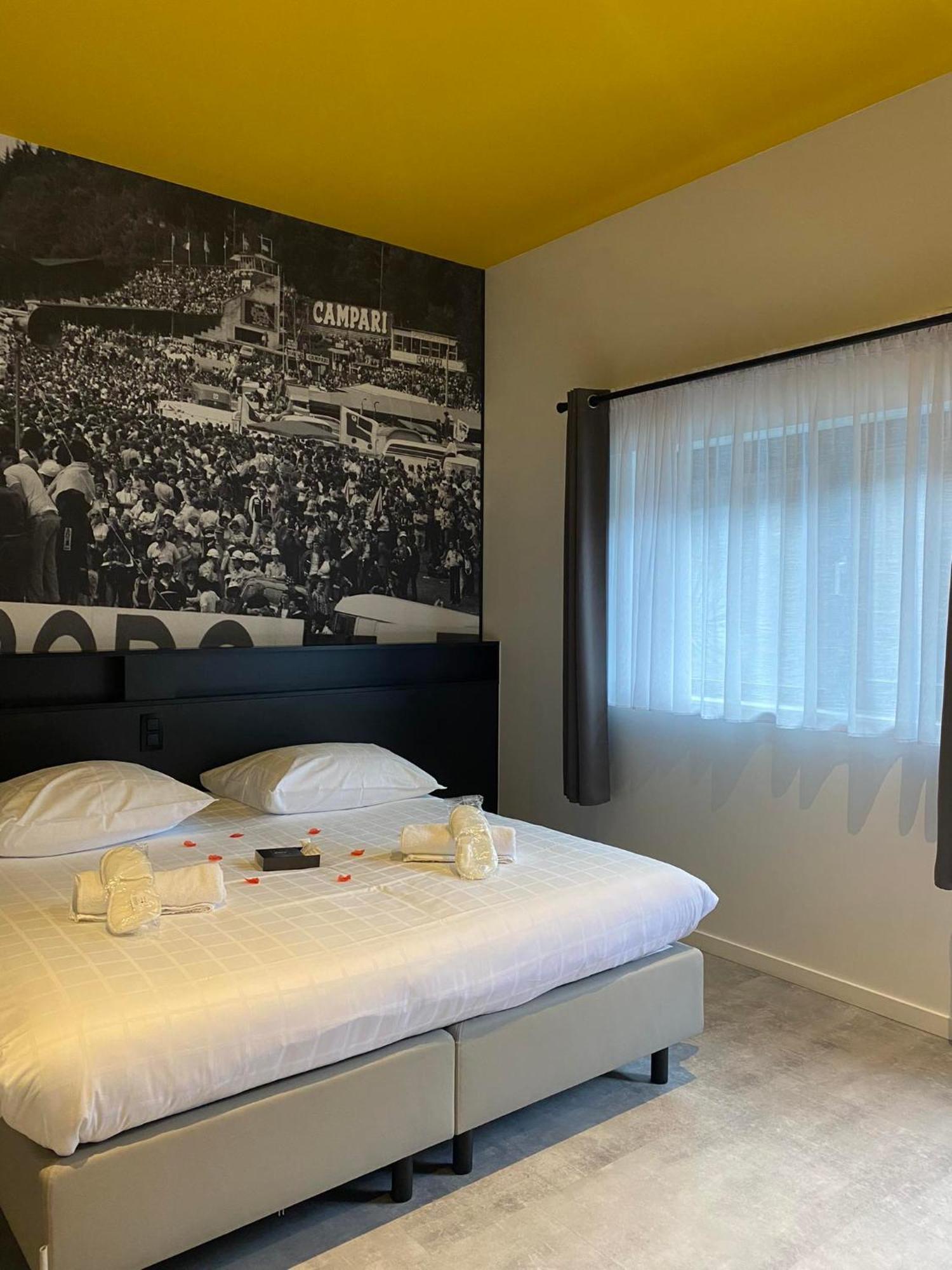 Les Thermes De Spa By La Cour De La Reine Hotel, Suites & Acces Gratuit Au Centre Thermal Экстерьер фото